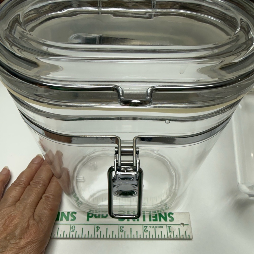 Set of 2 - Clear Airtight Storage Containers, Heavy Duty 5.5 x 3.5 x 8 - Picture 8 of 13